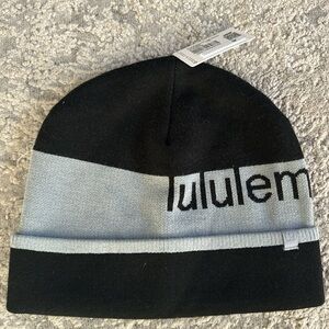 lululemon athletica Black and Gray Beanie